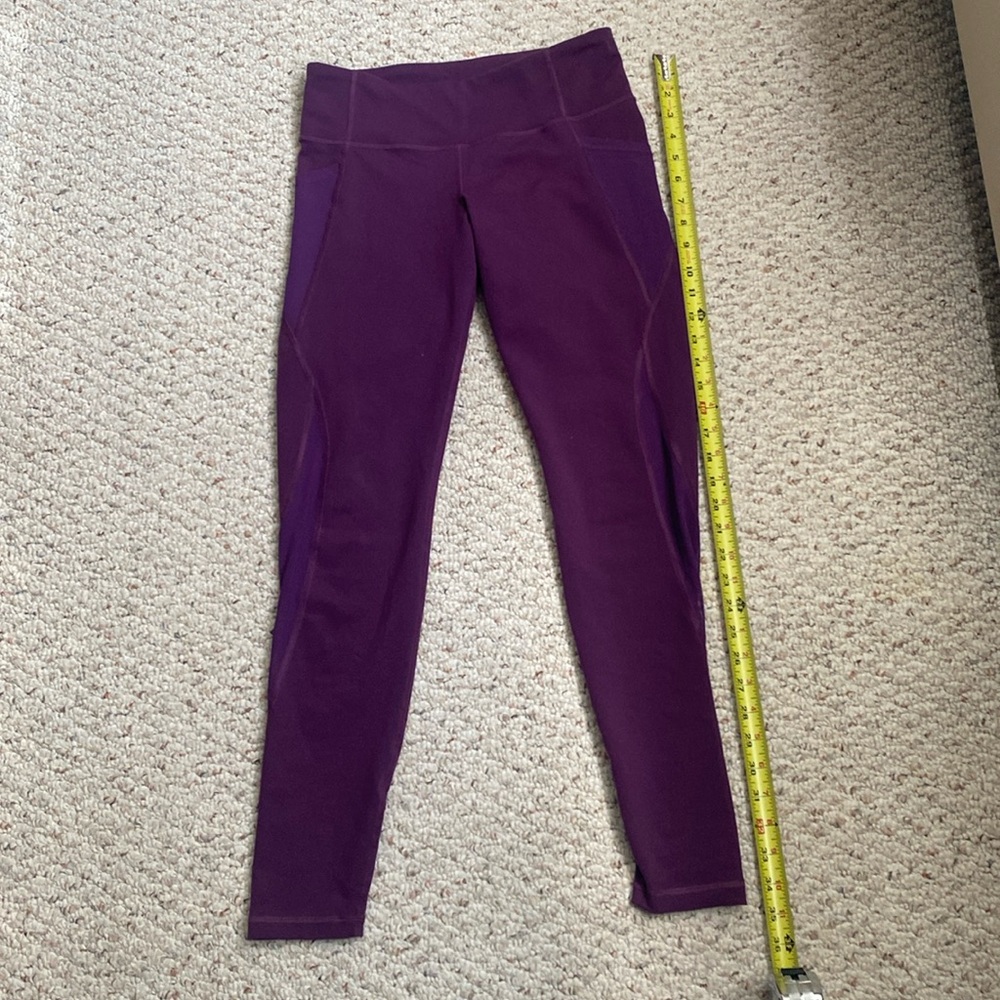 Old navy active elevate legging go dry medium plum purple like new mesh pockets